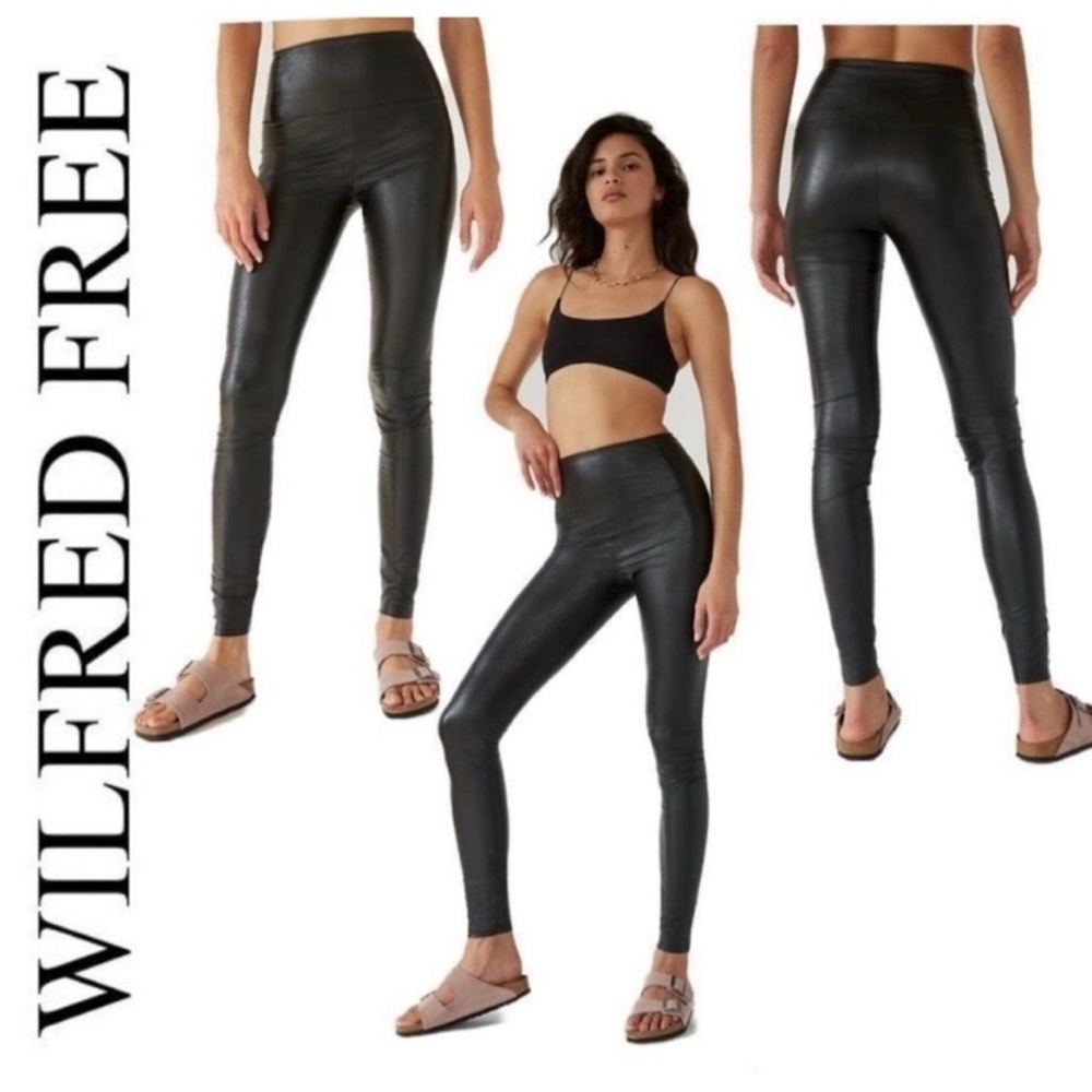 ARITZIA Wilfred Free Black Daria Faux leather pleather vegan  leggings M